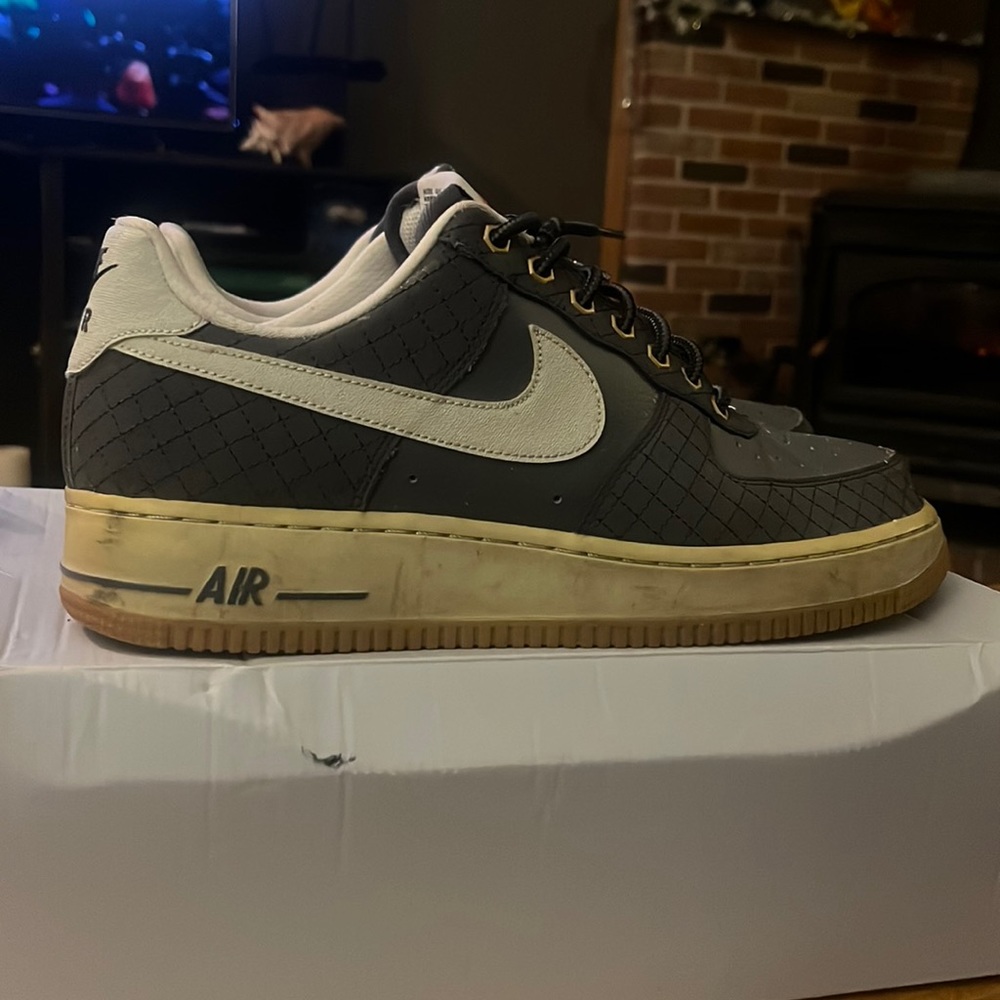 Men’s Air Force 1 - Dark grey light brown gum - Size 9.5